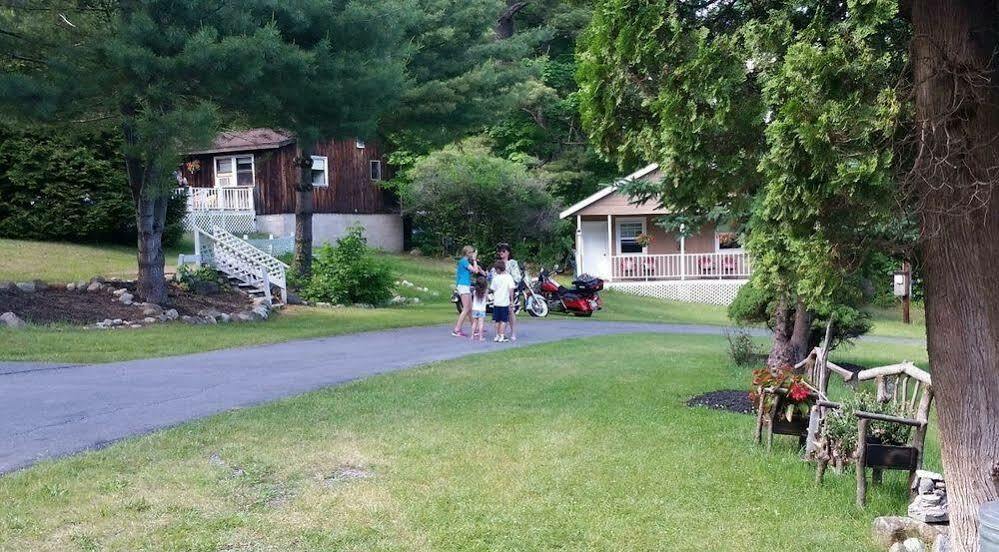 Rock Castle Resort Lake George Exterior foto